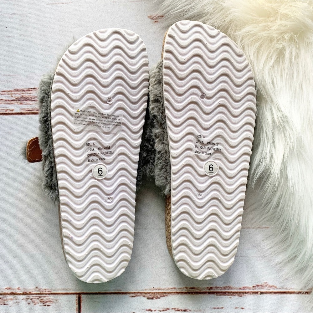 Olivia Miller Stephanie Grey Fur Slide Sandals | Size 6 - Picture 6 of 7